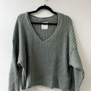 Abercrombie & Fitch V-Neck Ribbed Sweater - Sage Green